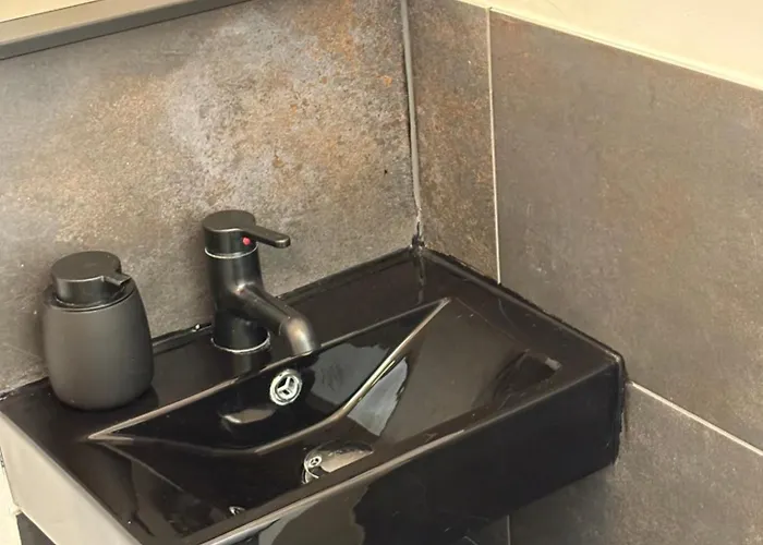 Apartment Industrial Zone-studio 3 Laibach